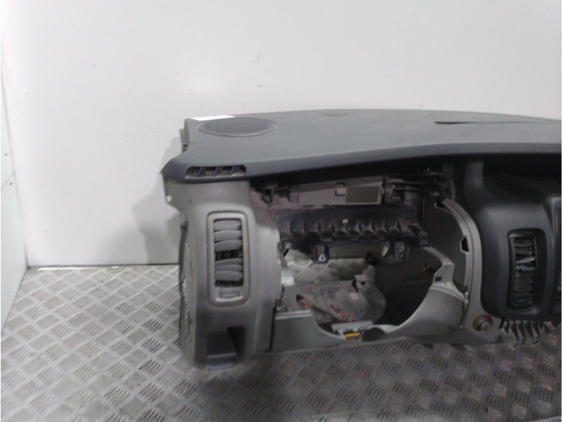 Recambio de salpicadero para opel vivaro furgón/combi (07.2006 =>) combi l1h1 2,7t edition referencia OEM IAM   