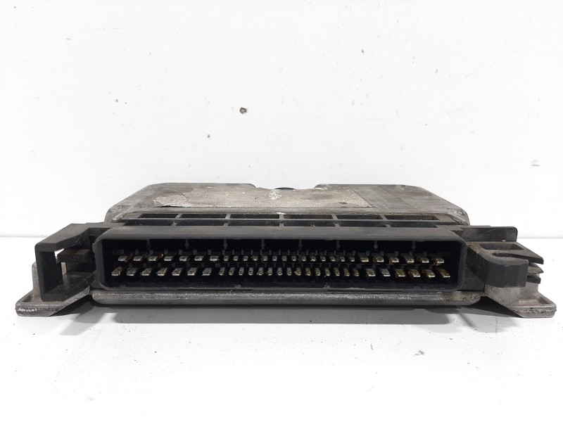 Recambio de centralita motor uce para peugeot 206 berlina xt referencia OEM IAM 9632693980 0261206216 