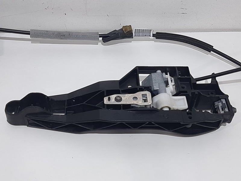 Recambio de cerradura puerta trasera derecha para peugeot 208 allure referencia OEM IAM 9812501180 5 PINES 
