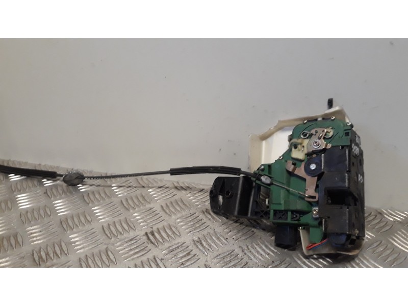 Recambio de cerradura puerta delantera derecha para volkswagen passat berlina (3b3) advance referencia OEM IAM   