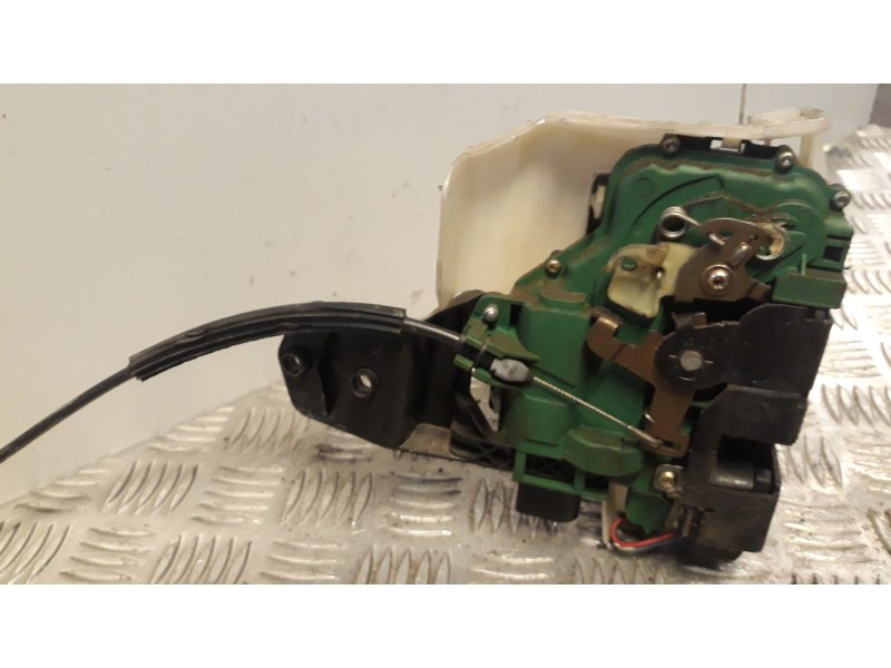 Recambio de cerradura puerta delantera derecha para volkswagen passat berlina (3b3) advance referencia OEM IAM   