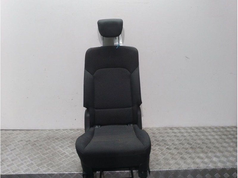 Recambio de asiento trasero medio para kia carens ( ) drive referencia OEM IAM   