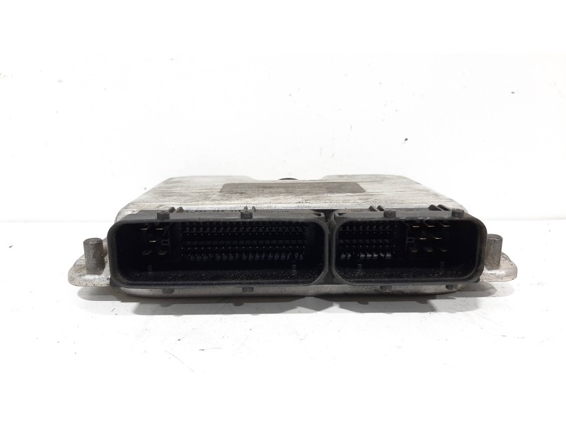 Recambio de centralita motor uce para seat ibiza (6l1) signo referencia OEM IAM 0281010690 038906012EM 