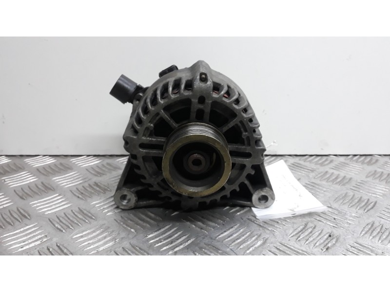 Recambio de alternador para ford fiesta (cbk) ambiente referencia OEM IAM 1545138  