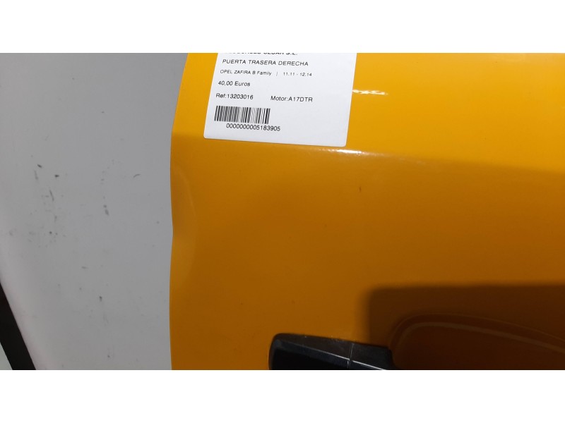 Recambio de puerta trasera derecha para opel zafira b family referencia OEM IAM 13203016 AMARILLO 