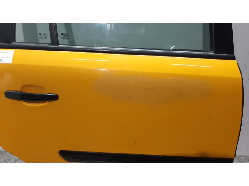 Recambio de puerta trasera derecha para opel zafira b family referencia OEM IAM 13203016 AMARILLO 