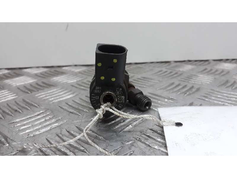 Recambio de inyector para bmw serie 1 berlina (e81/e87) 118d referencia OEM IAM   