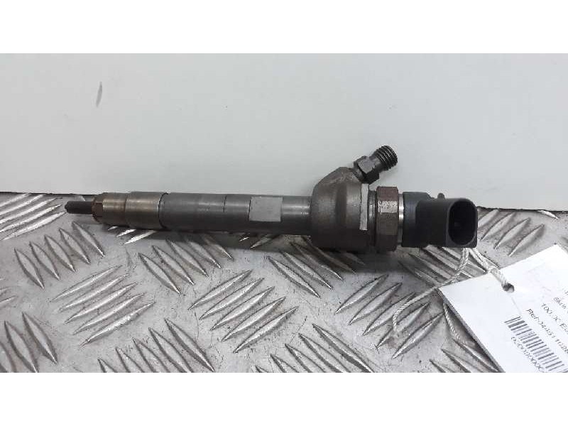 Recambio de inyector para bmw serie 1 berlina (e81/e87) 118d referencia OEM IAM   