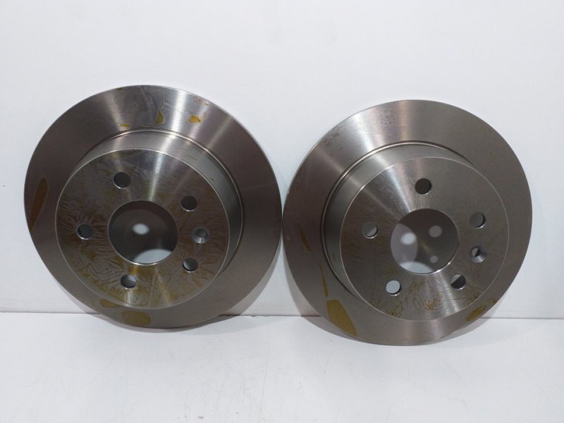 Recambio de juego discos delanteros para mercedes-benz clase v (w638) referencia OEM IAM 1618881880  