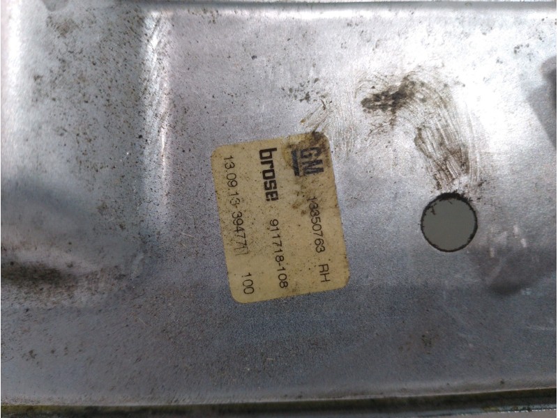 Recambio de elevalunas trasero derecho para opel astra j lim. selective business referencia OEM IAM 13313572  