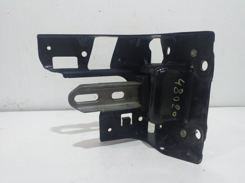 Recambio de soporte motor izquierdo para peugeot 208 allure referencia OEM IAM 9806658980  