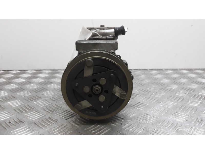 Recambio de compresor aire acondicionado para ford fiesta (cbk) ambiente referencia OEM IAM 2S6119D629AE  