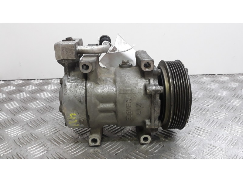Recambio de compresor aire acondicionado para ford fiesta (cbk) ambiente referencia OEM IAM 2S6119D629AE  