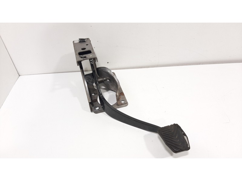 Recambio de pedal freno para dodge caliber s referencia OEM IAM   