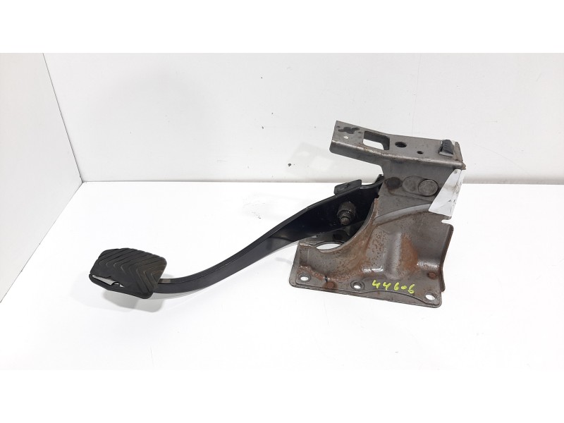 Recambio de pedal freno para dodge caliber s referencia OEM IAM   