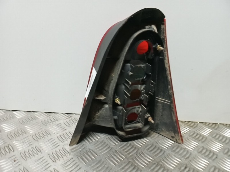 Recambio de piloto trasero izquierdo para mercedes-benz clase a (w168) 190 (168.032) referencia OEM IAM 1688202964  