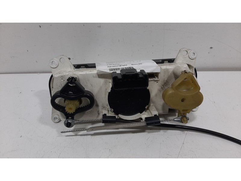 Recambio de mando calefaccion / aire acondicionado para dodge caliber s referencia OEM IAM P05058307AE 5 PINES 