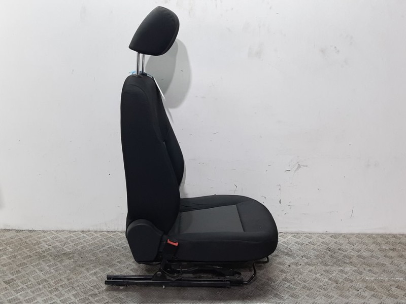 Recambio de asiento delantero izquierdo para seat toledo (kg3) connect referencia OEM IAM 6RA88105D NEGRO 