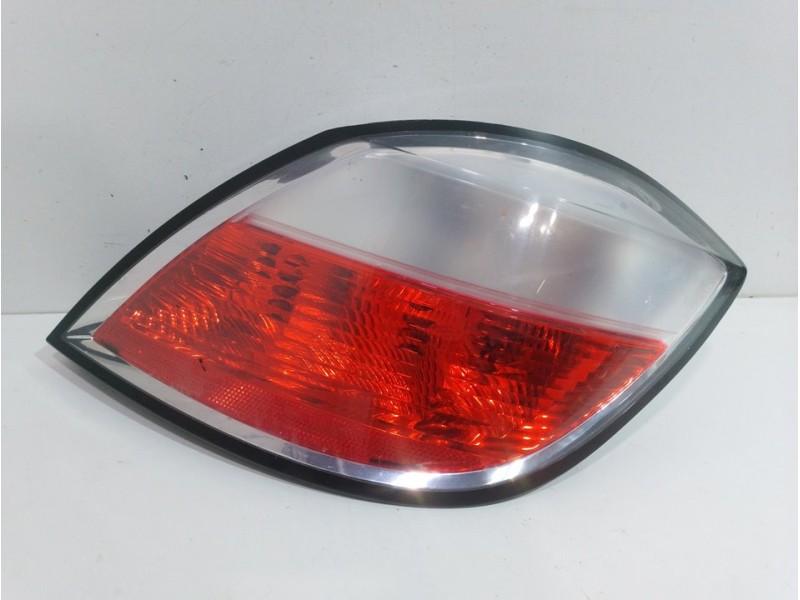 Recambio de piloto trasero derecho para opel astra h berlina 1.7 16v cdti referencia OEM IAM 159728  