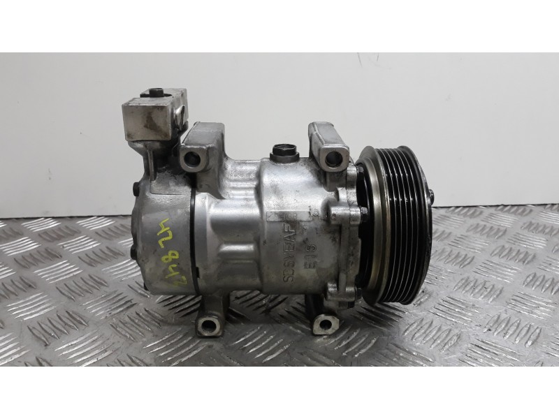 Recambio de compresor aire acondicionado para ford fiesta (cbk) ambiente referencia OEM IAM 2S6119D629AE  