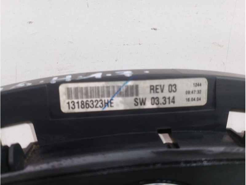 Recambio de cuadro instrumentos para opel astra h berlina 1.7 16v cdti referencia OEM IAM A2C53024902C 13186323HE 