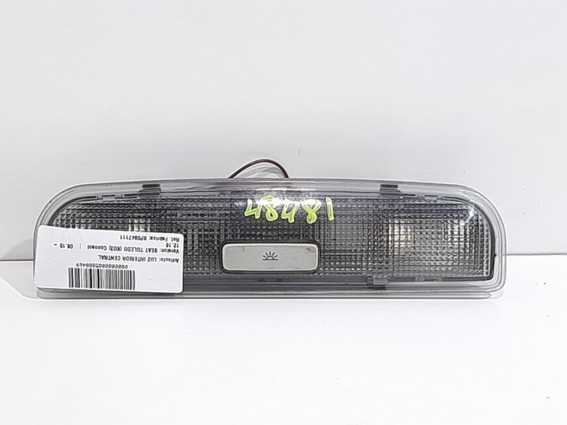 Recambio de luz interior central para seat toledo (kg3) connect referencia OEM IAM 8P0947111  