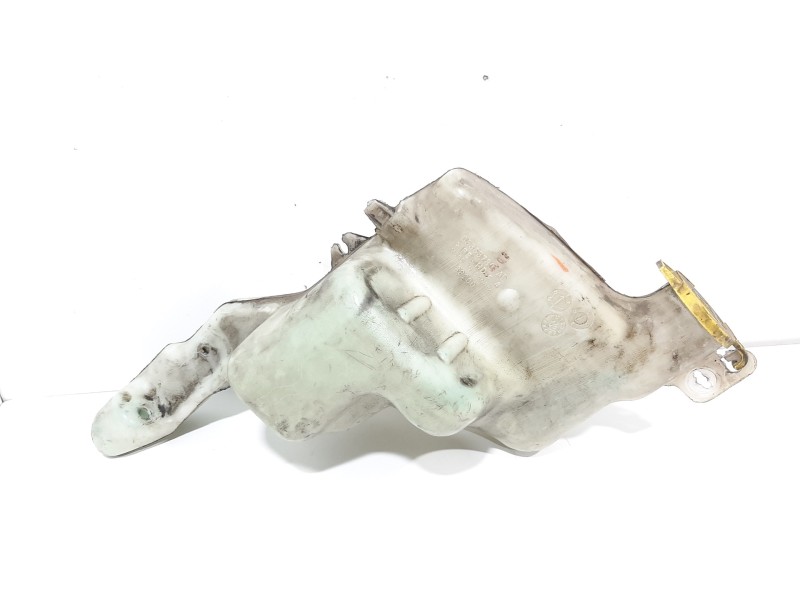 Recambio de deposito limpia para dodge caliber s referencia OEM IAM 05303789AD  