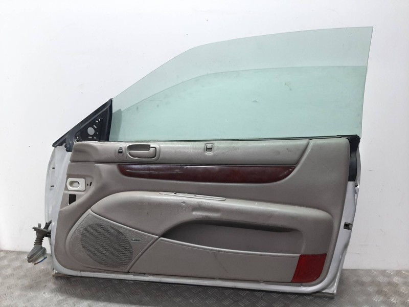 Recambio de puerta delantera derecha para chrysler sebring berlina (jr41) 2.7 lx referencia OEM IAM 04814500AN PLATA 