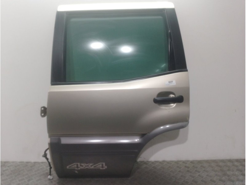 Recambio de puerta trasera izquierda para nissan terrano/terrano.ii (r20) aventura referencia OEM IAM 821011F130  