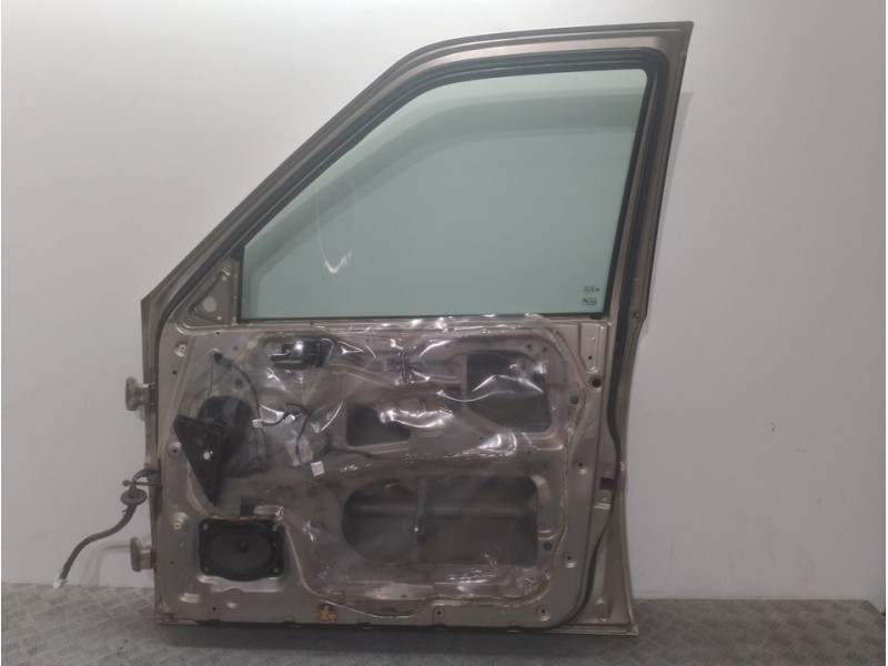 Recambio de puerta delantera derecha para nissan terrano/terrano.ii (r20) aventura referencia OEM IAM 801007F732  
