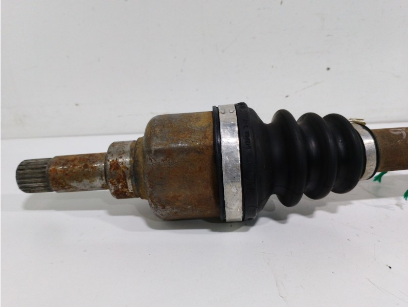 Recambio de transmision delantera izquierda para peugeot 206 4-trg. 1.4 referencia OEM IAM   