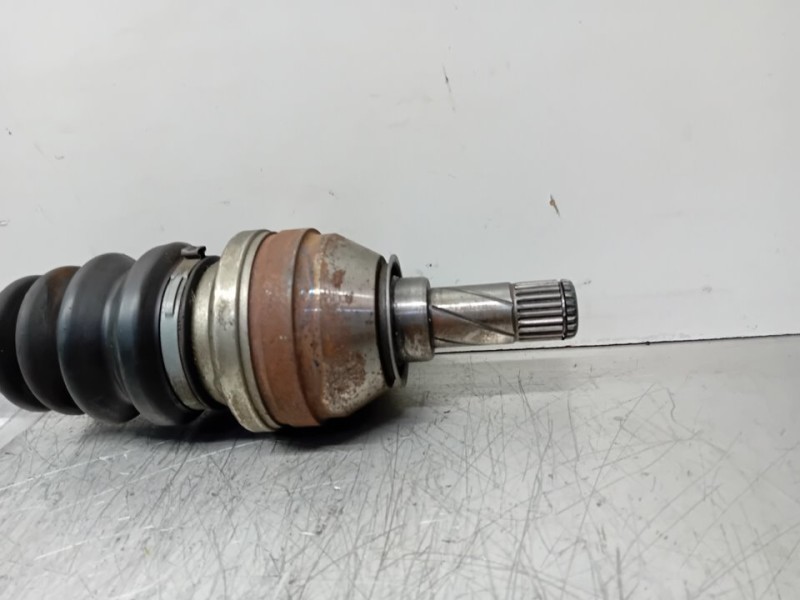 Recambio de transmision delantera izquierda para opel astra h ber. navi referencia OEM IAM    Recambio de transmision delantera izquierda para opel astra h ber. navi referencia OEM IAM
