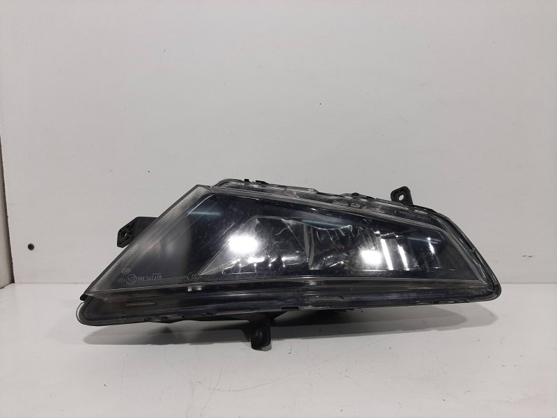 Recambio de faro antiniebla derecho para seat ibiza sc (6j1) fr referencia OEM IAM 6J9941701A  
