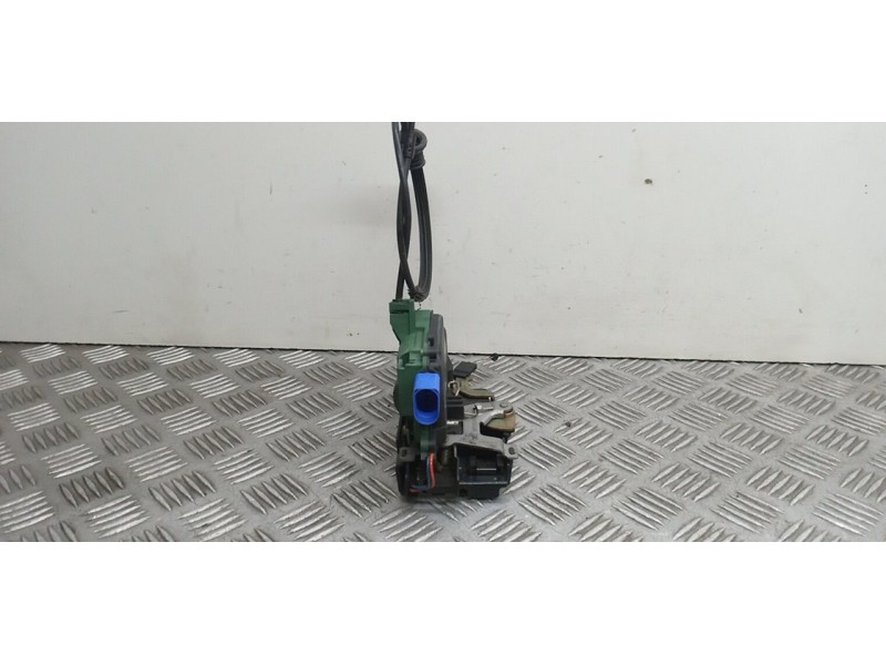 Recambio de cerradura puerta delantera izquierda para seat ibiza (6l1) signo referencia OEM IAM 837015AM  