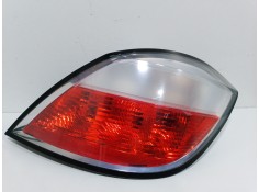 Recambio de piloto trasero derecho para opel astra h berlina cosmo referencia OEM IAM 93190305  