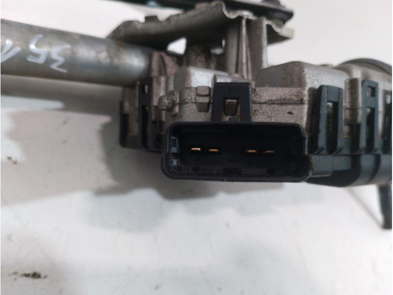 Recambio de motor limpia delantero para peugeot partner kombi confort referencia OEM IAM 6405LK 4 PINES 