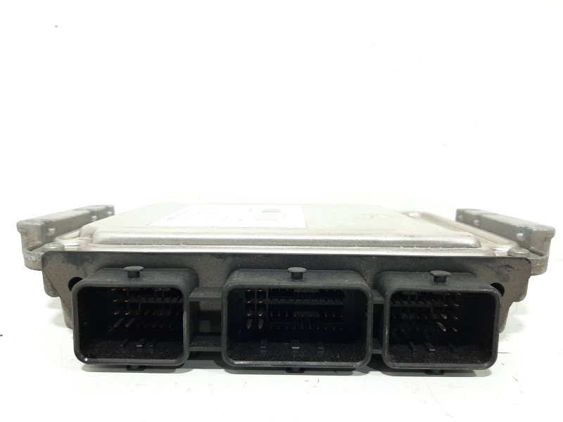 Recambio de centralita motor uce para peugeot 307 berlina (s2) xt referencia OEM IAM 0281011627 9651128880 