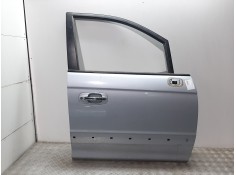 Recambio de puerta delantera derecha para hyundai trajet (fo) 2.0 gls referencia OEM IAM 760043A021A GRIS 