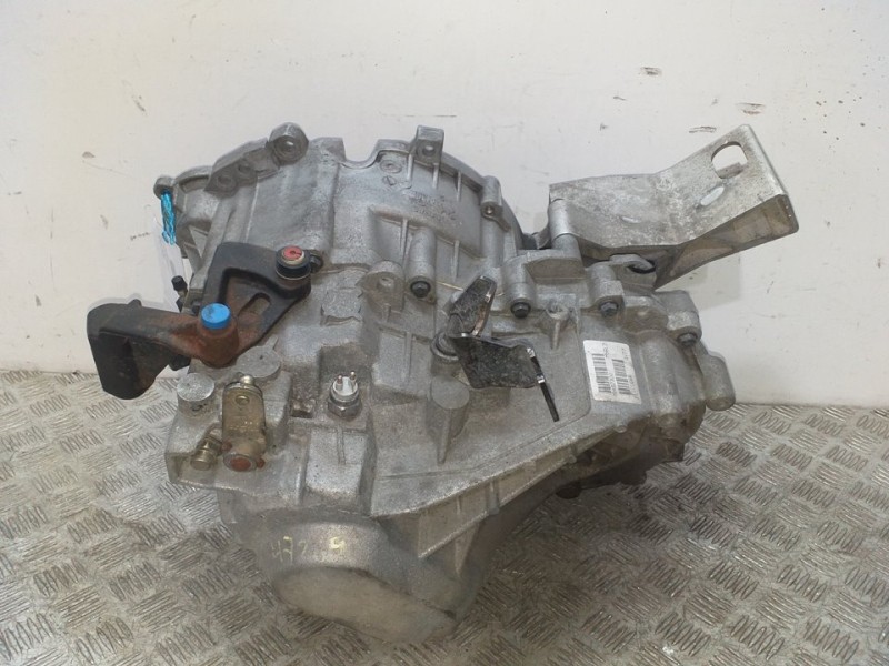 Recambio de caja cambios para volvo s60 berlina 2.4 d referencia OEM IAM P9482300 M56L2 