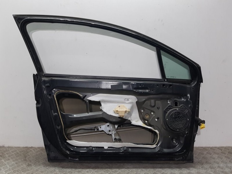 Recambio de puerta delantera izquierda para citroën c4 coupe lx referencia OEM IAM 9002W1  