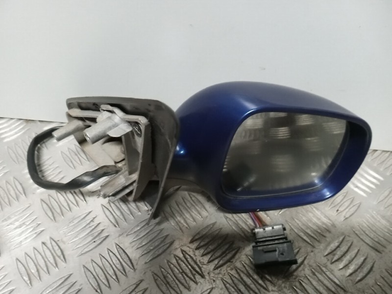 Recambio de retrovisor derecho para seat ibiza (6k1) sport referencia OEM IAM   