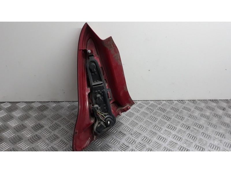 Recambio de piloto trasero derecho para citroën c4 coupe lx referencia OEM IAM 6351T6  