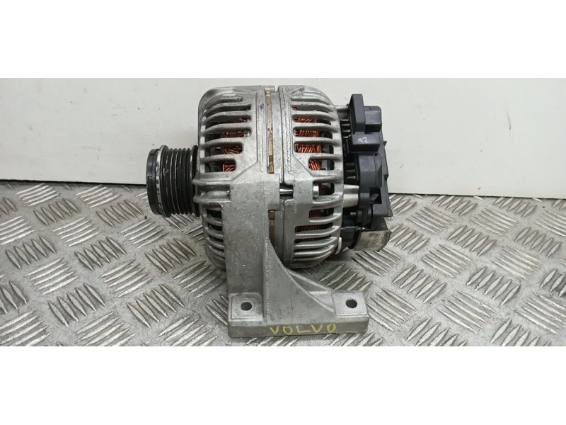 Recambio de alternador para volvo s60 berlina 2.4 d referencia OEM IAM 36050262  