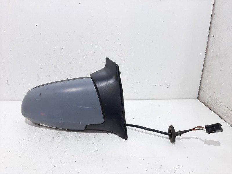 Recambio de retrovisor derecho para opel zafira a elegance referencia OEM IAM 023655  