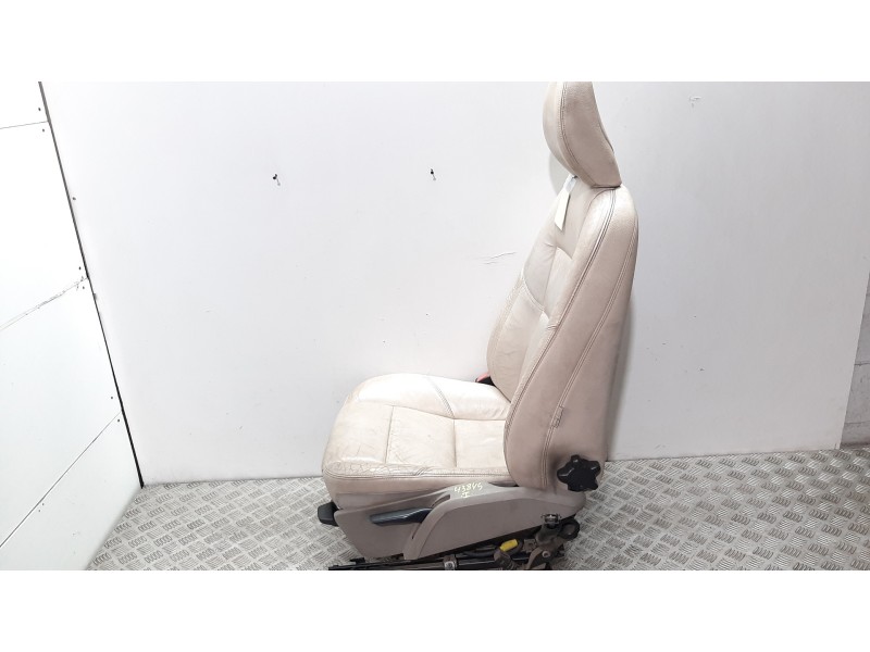 Recambio de asiento delantero izquierdo para volvo v50 familiar 1.8 kinetic referencia OEM IAM  BEIG 
