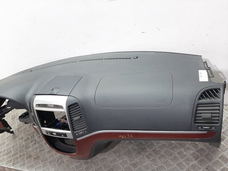 Recambio de salpicadero para hyundai santa fe (bm) 2.2 crdi classic (2wd) referencia OEM IAM 847102B001HZ  