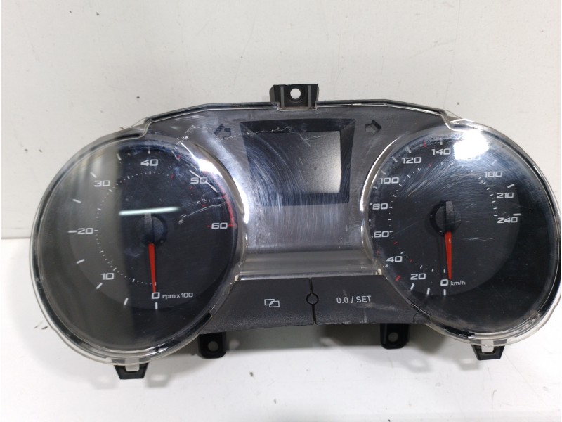 Recambio de cuadro instrumentos para seat ibiza sc (6j1) ecomotive referencia OEM IAM 6J0920801A  