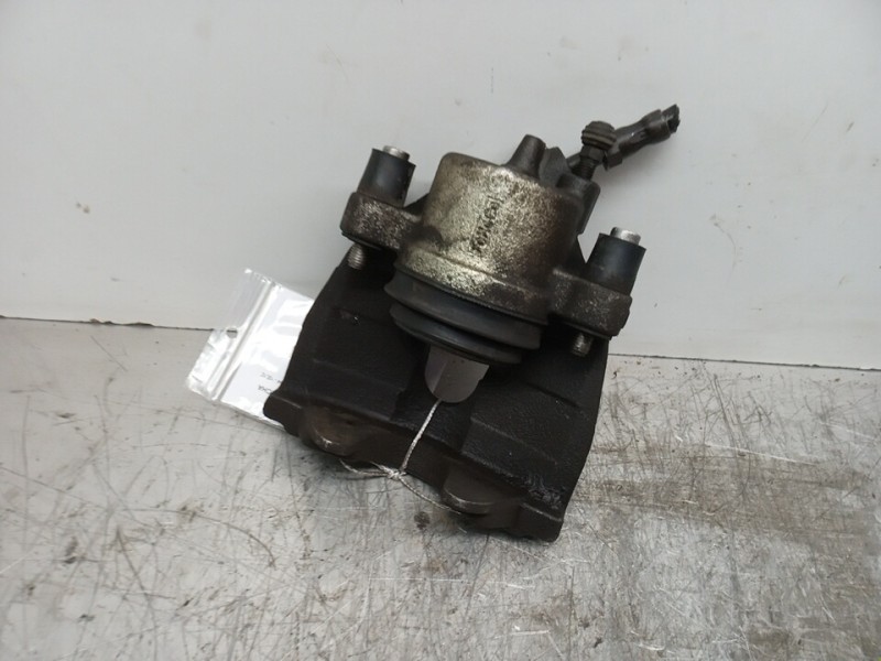 Recambio de pinza freno delantera derecha para volvo v50 familiar 1.8 kinetic referencia OEM IAM 36000482  