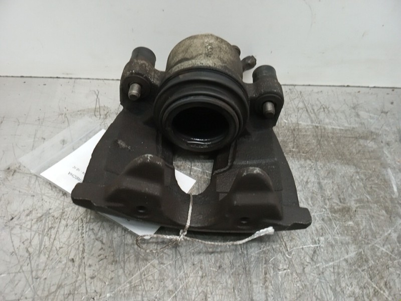 Recambio de pinza freno delantera derecha para volvo v50 familiar 1.8 kinetic referencia OEM IAM 36000482  