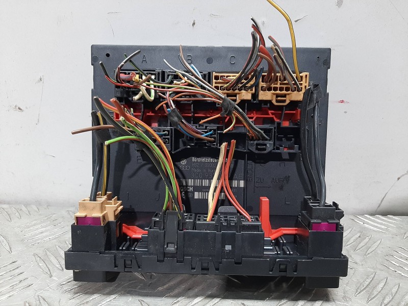 Recambio de caja reles / fusibles para volkswagen touran (1t2) edition referencia OEM IAM 1T1937615B  